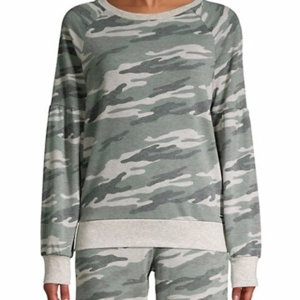 MARC NEW YORK Camo Sweatshirt​